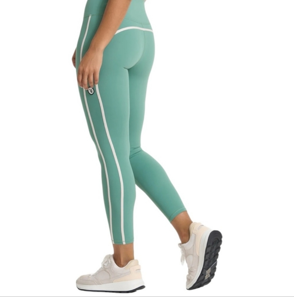 Vuori Caladon Track Leggings Tight Pants Women's Size Small - Picture 4 of 15